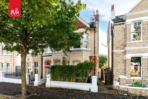 2 bedroom flat for sale, Portland Road, Hove