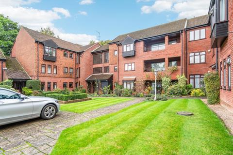 3 bedroom apartment for sale, Snells Wood Court, Little Chalfont