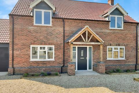 34 Broadgate, Whaplode Drove, Spalding, PE12 0TN