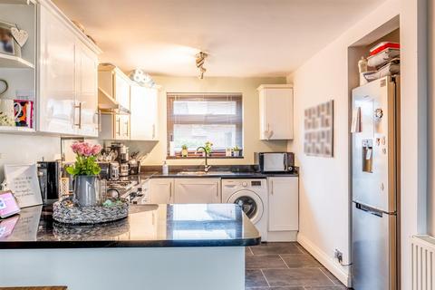 3 bedroom semi-detached house for sale, St. Georges Close, Old Town, Moreton-In-Marsh