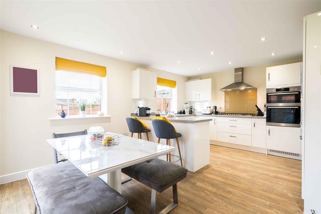 Dining Kitchen