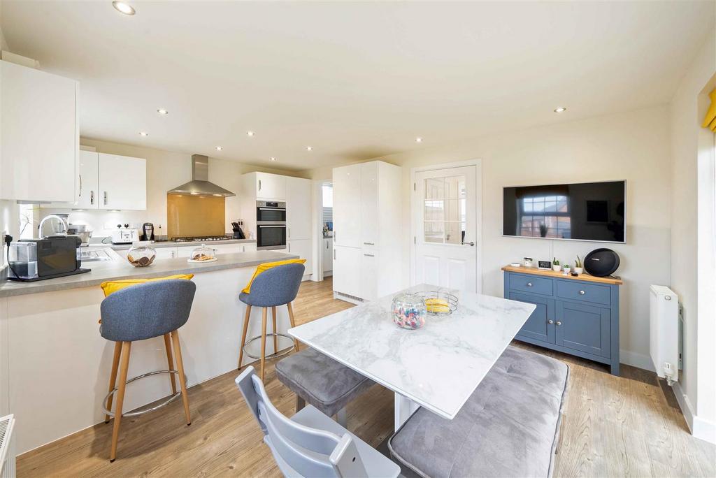 Dining Kitchen