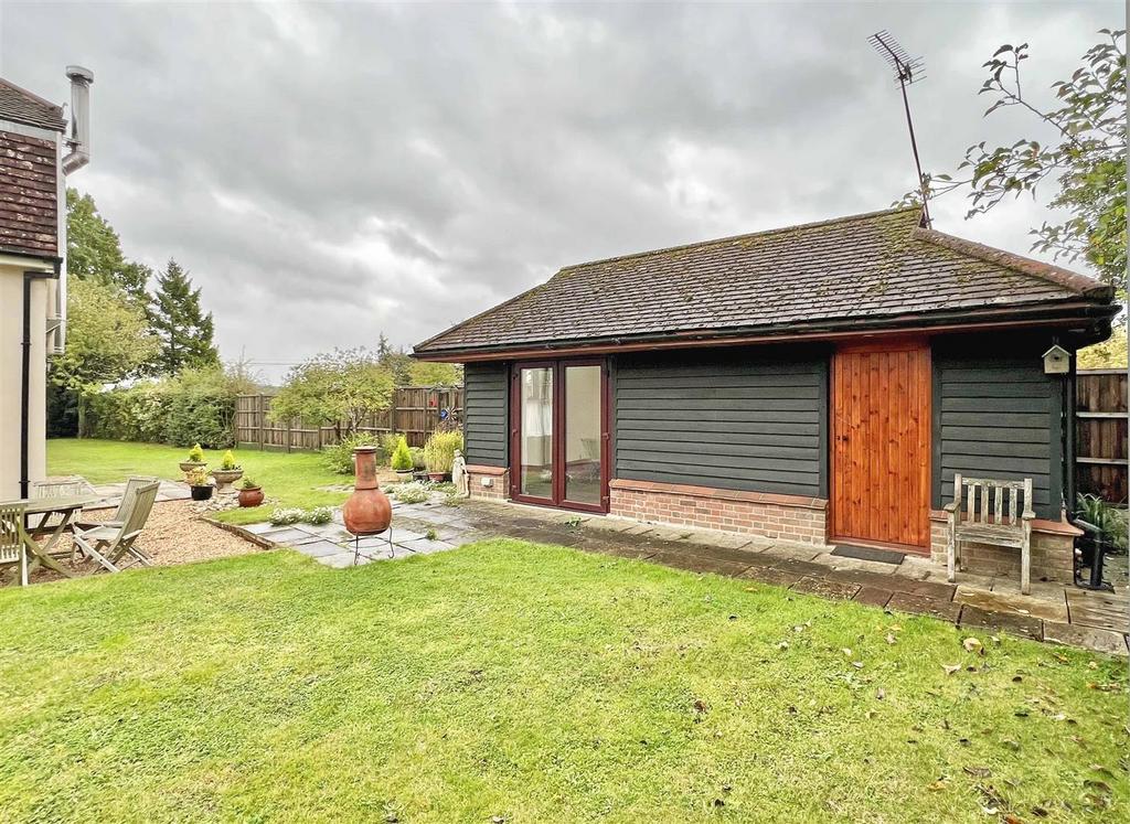 Summer House Front.jpg