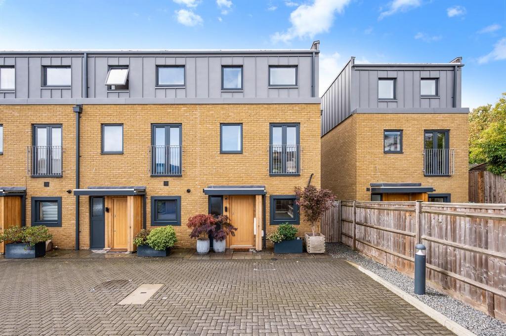 Timberyard mews
