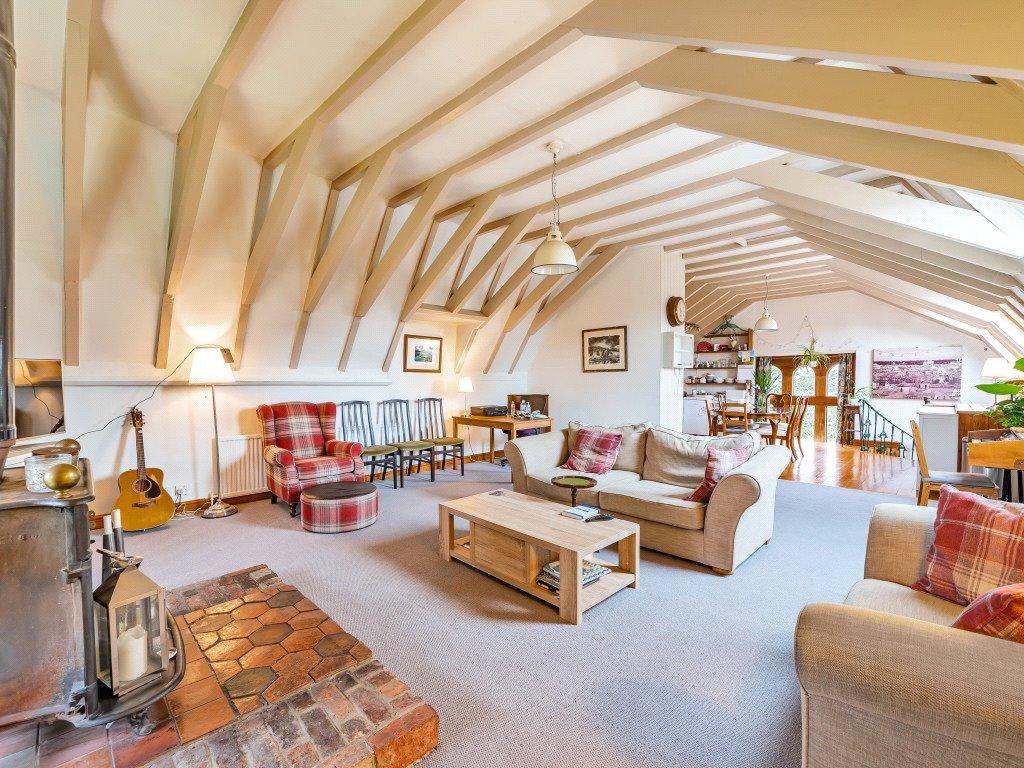 School House, Heath, Wakefield, West Yorkshire 3 bed semidetached