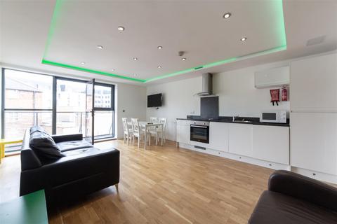 4 bedroom apartment to rent, Falconars House, Newcastle Upon Tyne, NE1