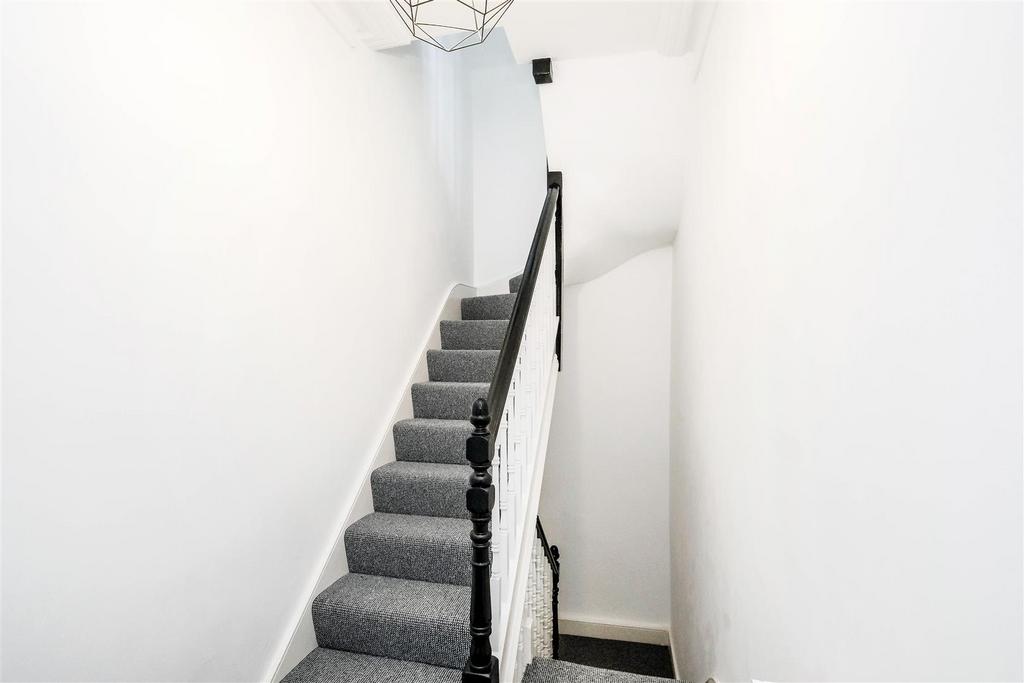 67 Crescent Road-1.jpg