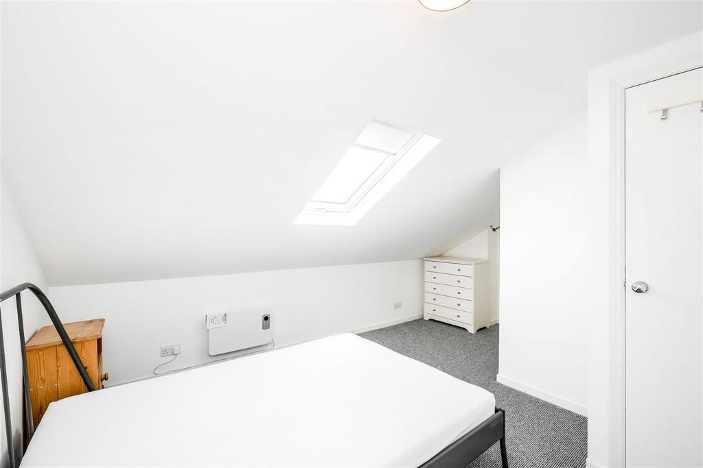 67 Crescent Road-15.jpg