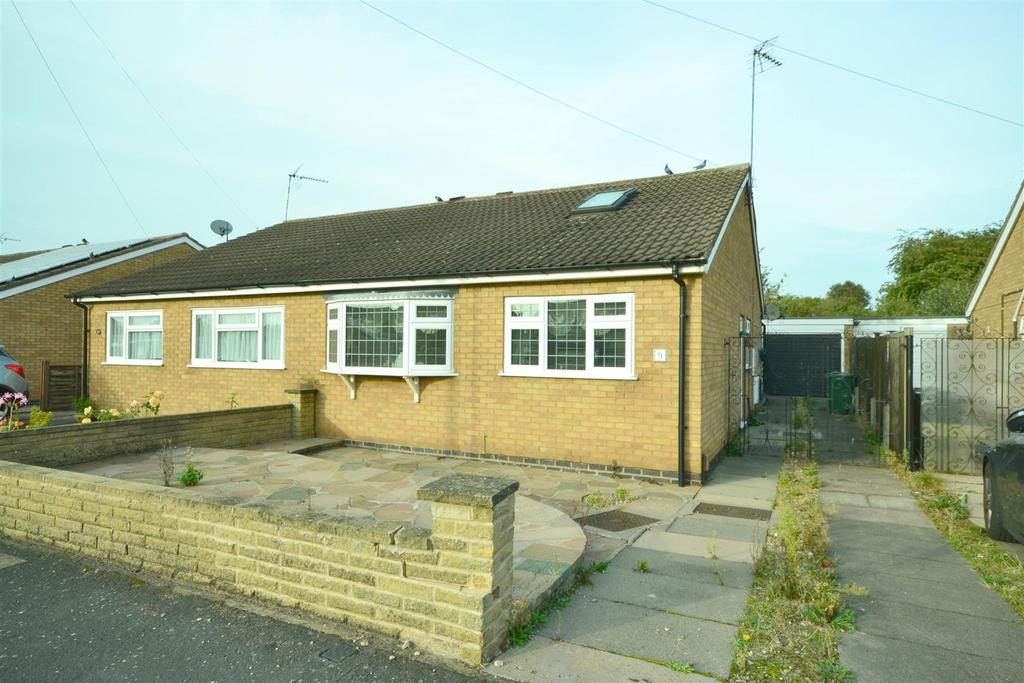 Amberley Close, Thurmaston, Leicester 2 bed semidetached bungalow for