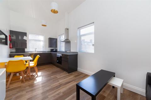 2 bedroom apartment to rent - £160pppw - Queens Road, Jesmond, Newcastle Upon Tyne