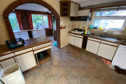 16 Booth Rise, Northampton, NN3 6HR