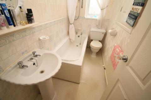 31 Lichfield Mount, Bradford, BD2 1NX