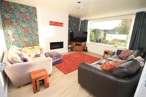 2 Brackendale Parade, Bradford, BD10 0SR