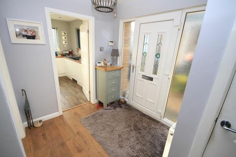 2 Brackendale Parade, Bradford, BD10 0SR
