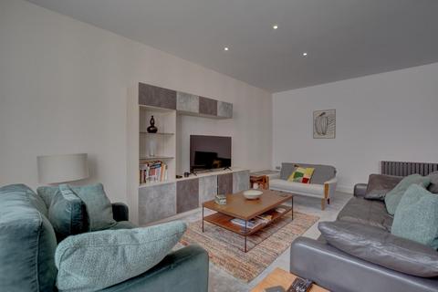 2 bedroom apartment for sale - Derwent House, Grenfell Gardens, Colne