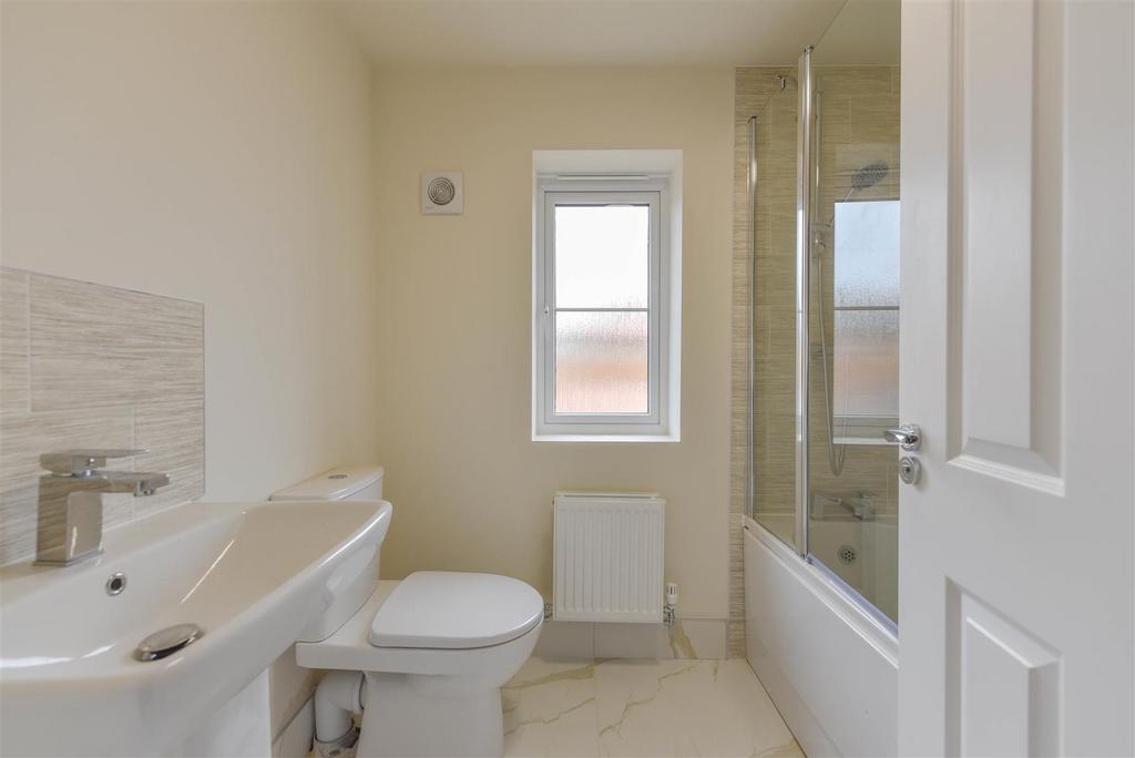 9608bathroom.jpg