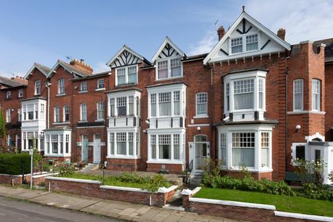 6 bedroom terraced house for sale, Albemarle Road, York, YO23