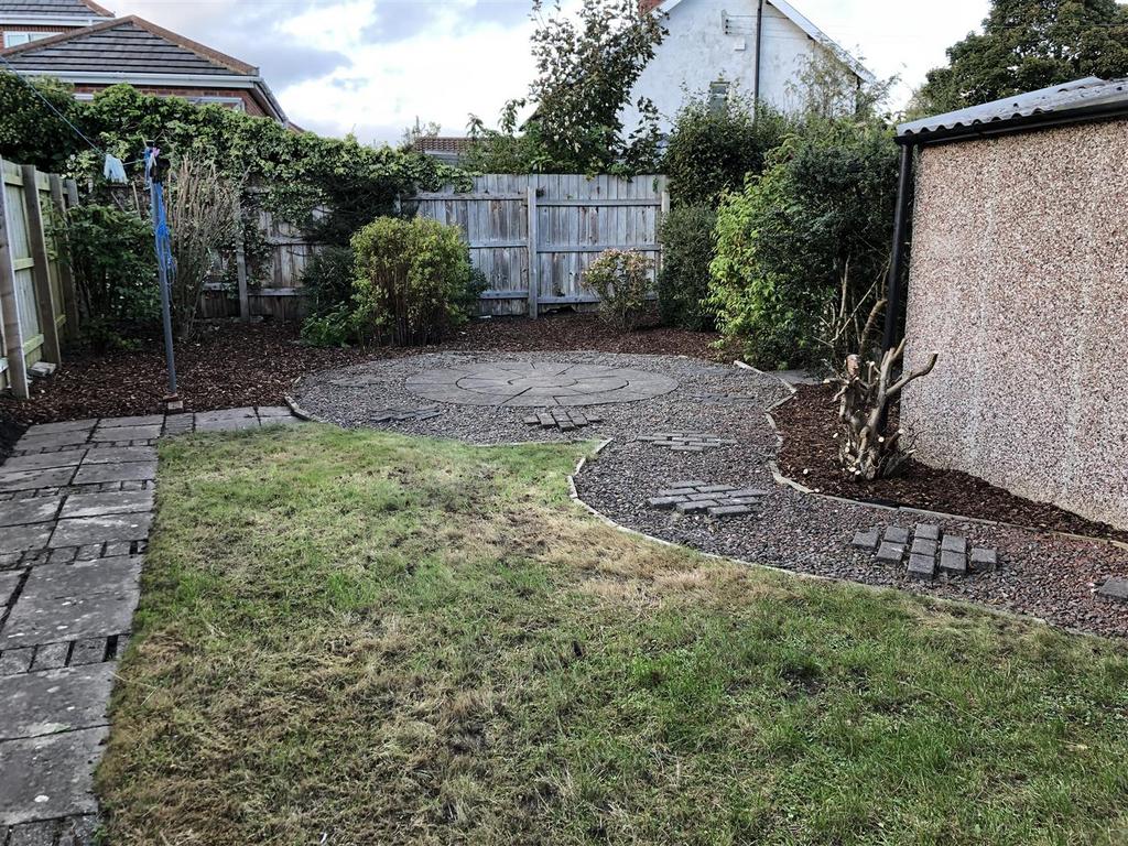 Warkworth Avenue, Warkworth, Northumberland 2 bed semidetached house