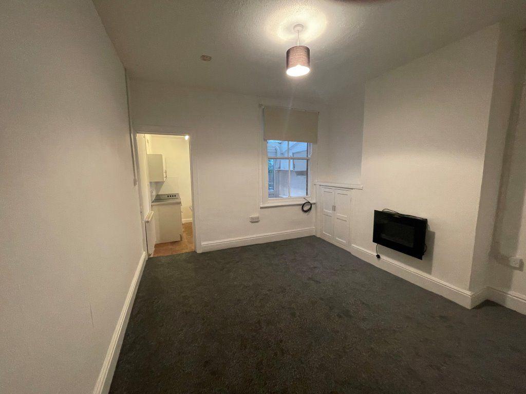 Kilby Road, Leicester 2 bed terraced house £850 pcm (£196 pw)
