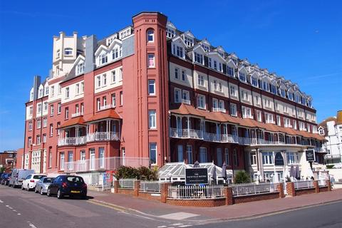 1 bedroom flat for sale, De La Warr Parade, Bexhill-On-Sea