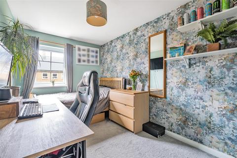 3 bedroom semi-detached house for sale - Slopers Lea, Devizes