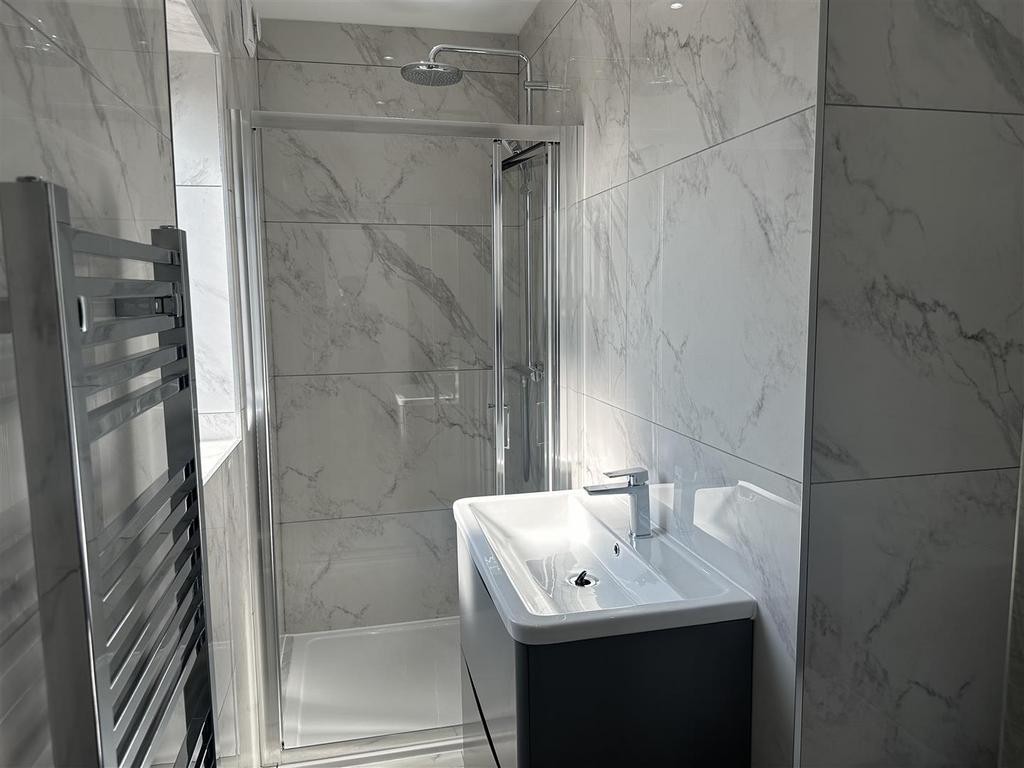 Bedroom Four En-Suite
