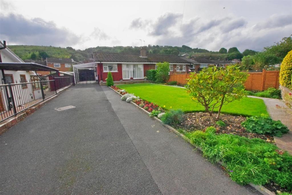 South Parade, Elland 2 bed semidetached bungalow for sale £200,000