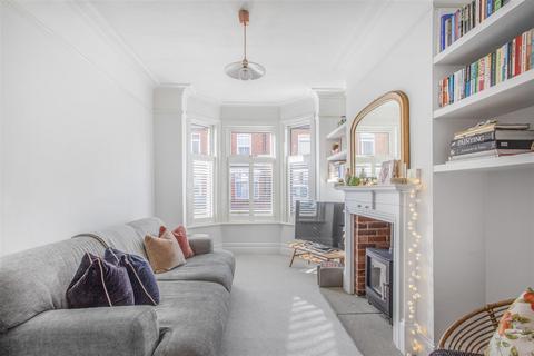 3 bedroom terraced house for sale - Cromer Street, York, YO30 6DL