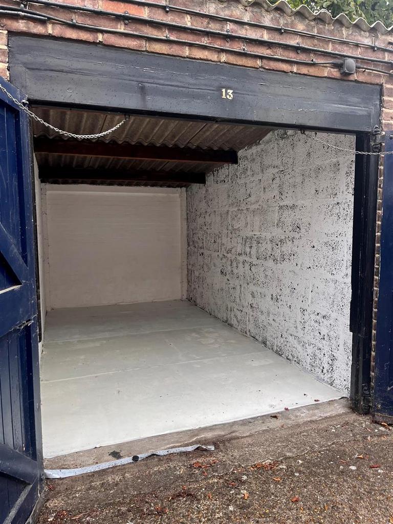 St Leonards Court, East Sheen, SW14 Garage for sale £40,000