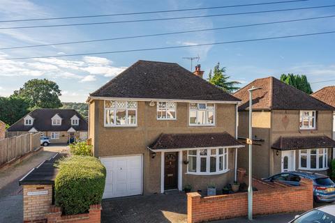 3 bedroom detached house for sale, Athelstan Road, Hemel Hempstead, Hertfordshire, HP3 9QE