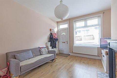 12 Hackthorn Road, Sheffield, S8 8TD