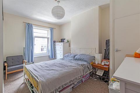 12 Hackthorn Road, Sheffield, S8 8TD