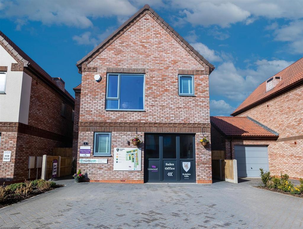 Knights Gate, Surtton cum Lound, Retford 4 bed house for sale £375,000
