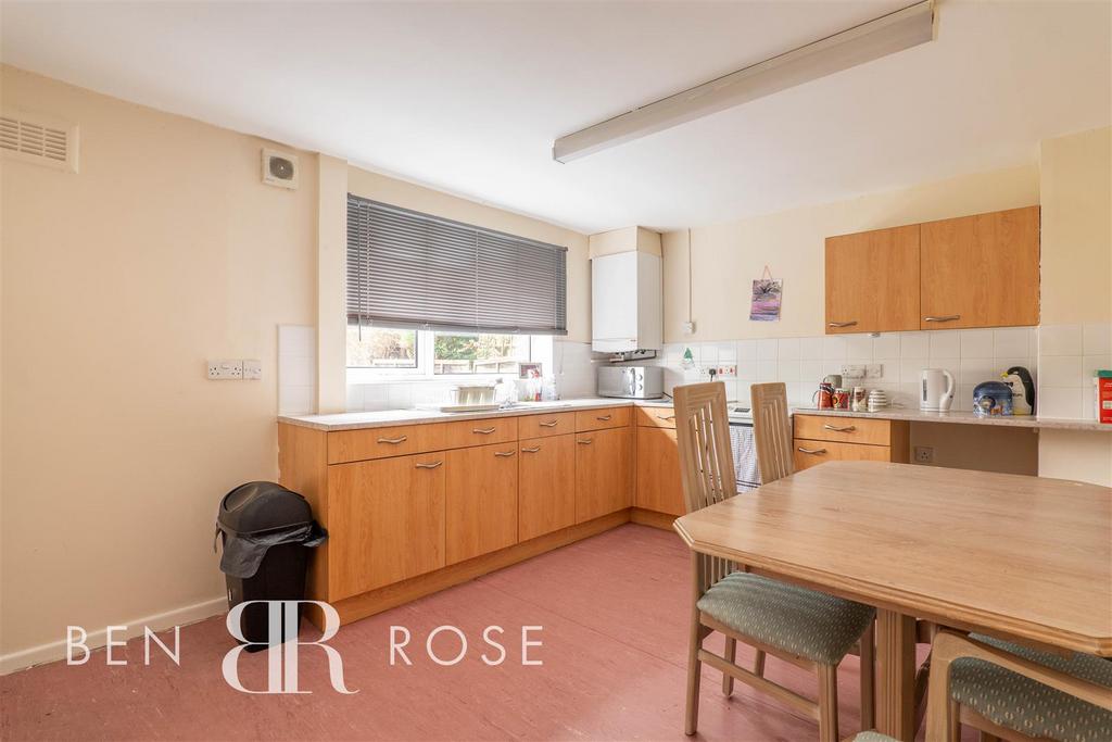 Higher Croft, Penwortham, Preston 3 bed end of terrace house for sale