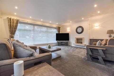 27 Braids Walk, Kirk Ella, Hull, HU10 7PB