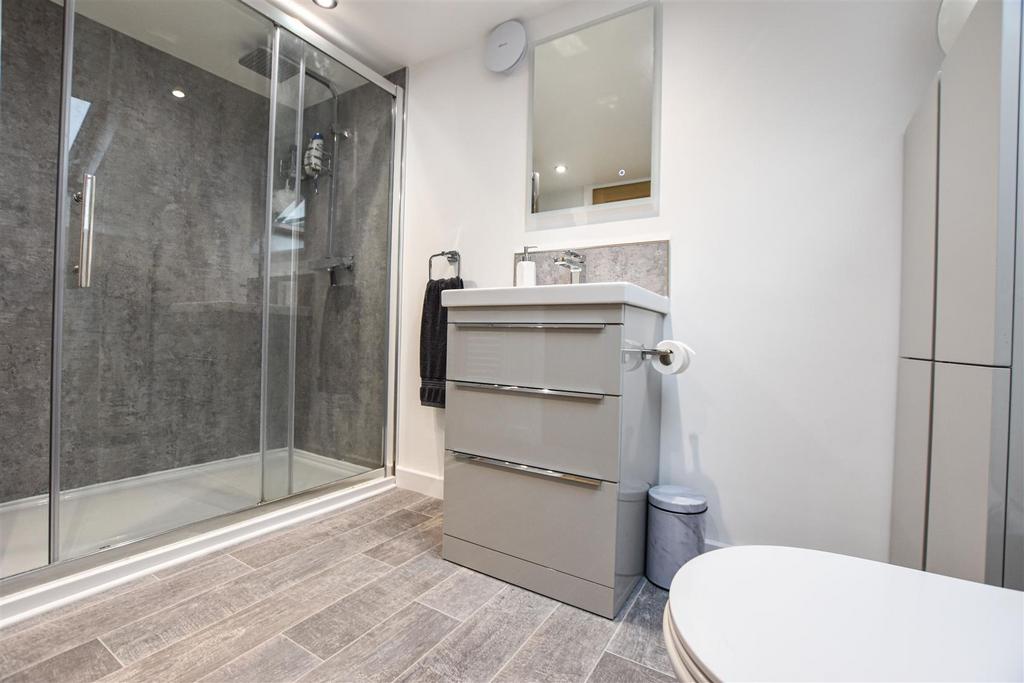 Upstairs Bathroom