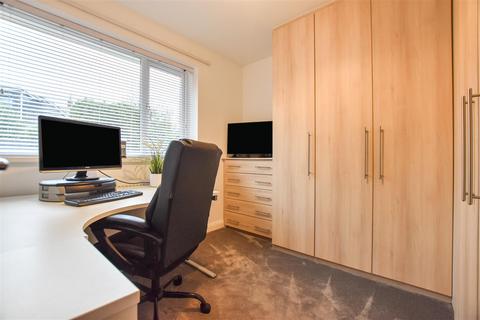 27 Braids Walk, Kirk Ella, Hull, HU10 7PB
