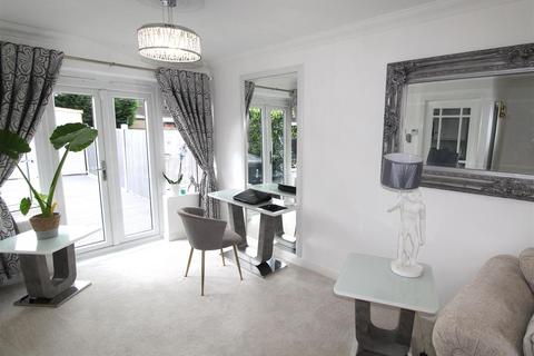 2 bedroom terraced house for sale - Ambleside, Sittingbourne