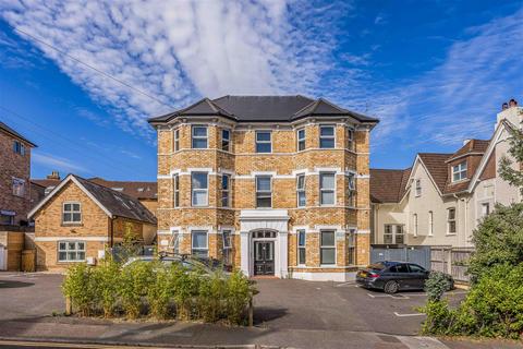 2 bedroom penthouse for sale, Tregonwell Road, Bournemouth