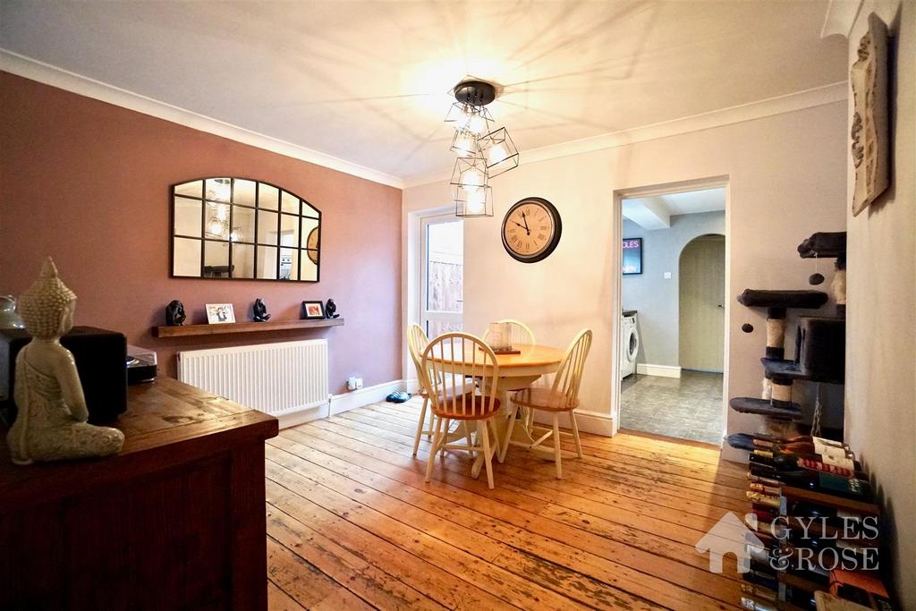 Fairfax Road, Colchester 2 bed terraced house for sale £250,000