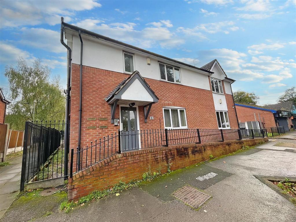 Maple Road, Manchester 2 bed apartment for sale £169,950