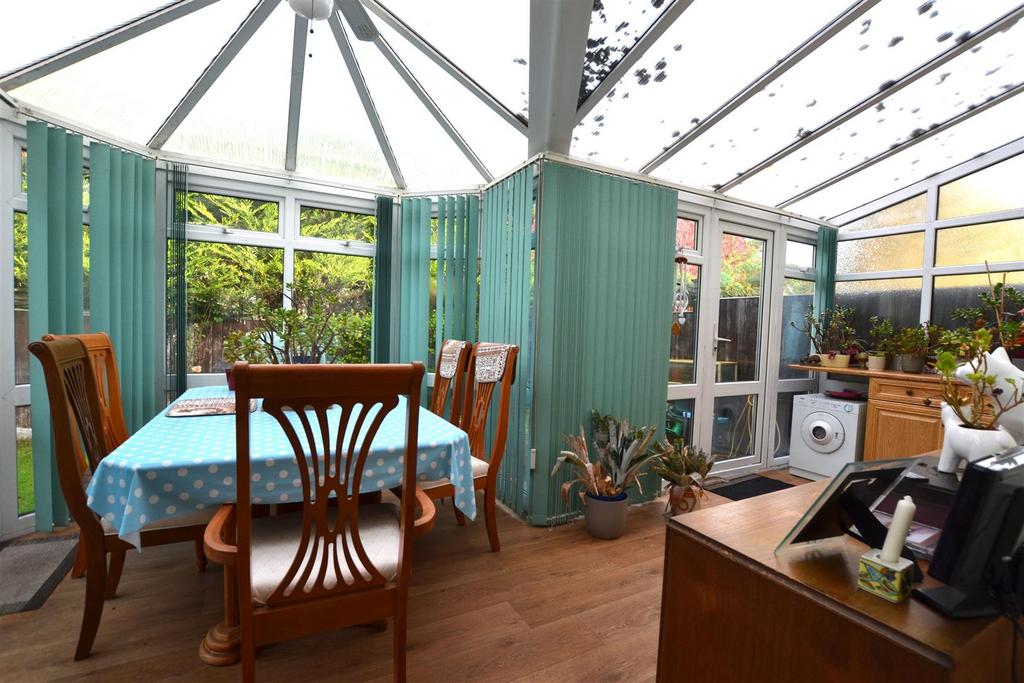 Conservatory 2 .JPG