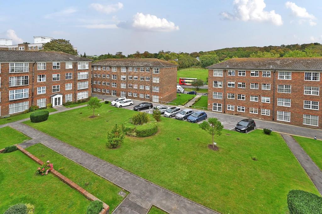 23 regency court bn1 (11).jpg
