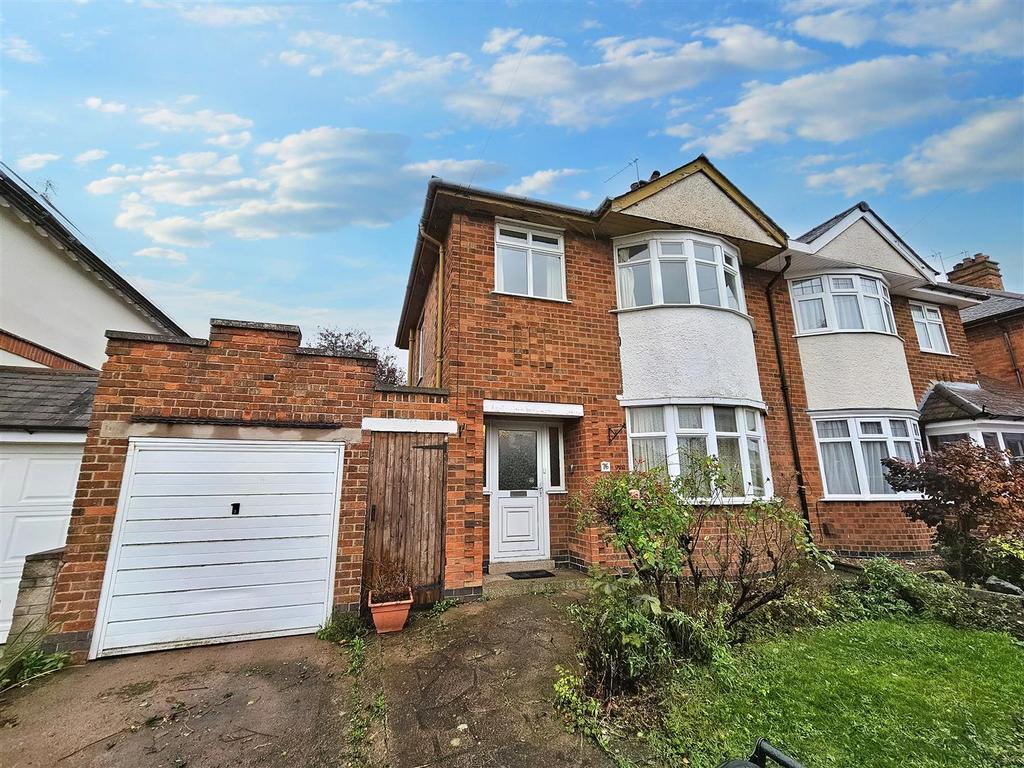 Grange Road, Wigston 3 bed semidetached house for sale £240,000