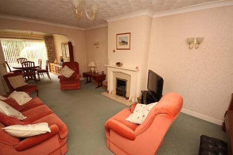 60 Rolleston Avenue, Petts Wood, Orpington, BR5 1AL