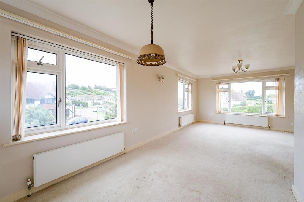 Lounge Dining Room