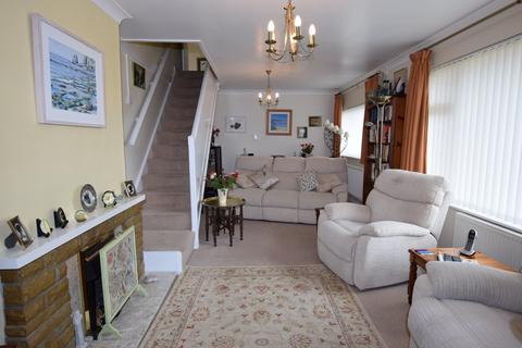 8 Warwick Avenue, Illogan, Redruth, TR16 4DZ