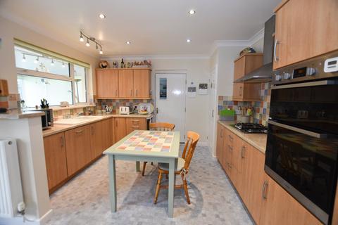 8 Warwick Avenue, Illogan, Redruth, TR16 4DZ