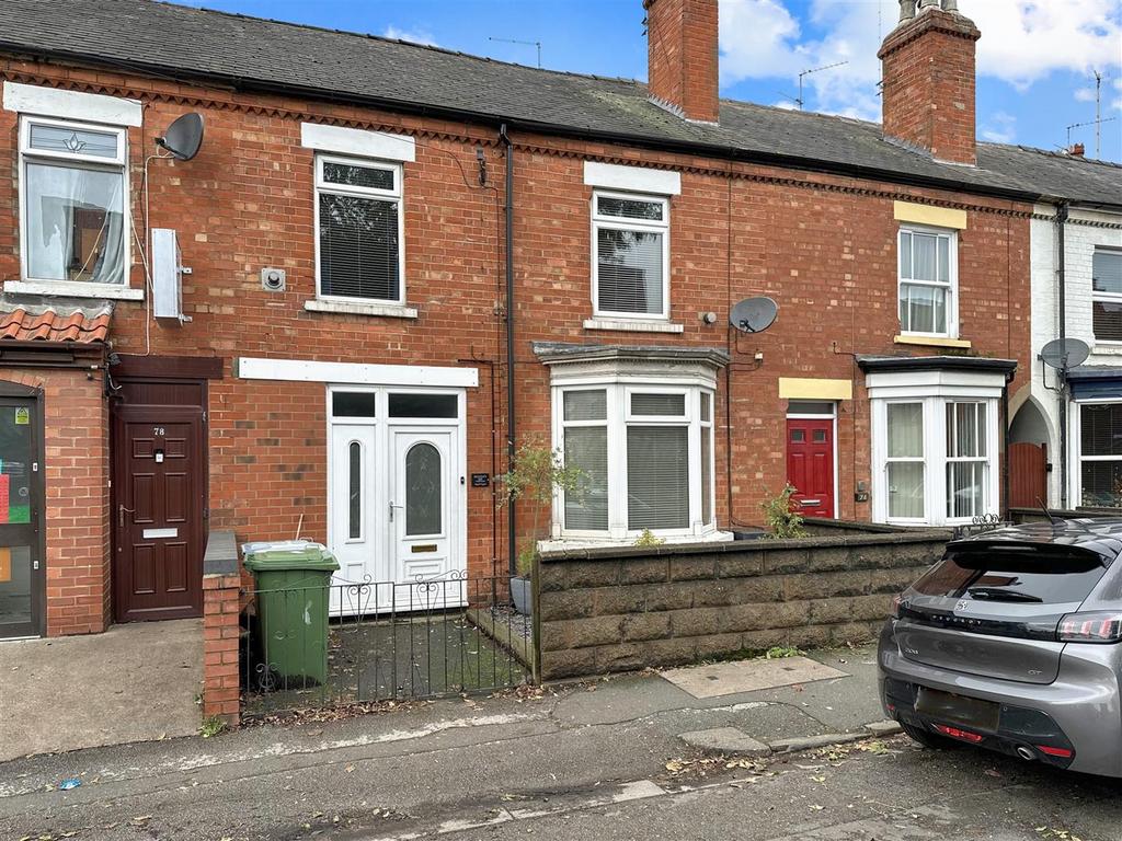 Bowbridge Road, Newark 3 bed terraced house for sale £170,000