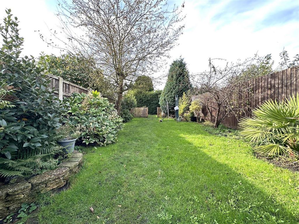 Well-Appointed Garden 353